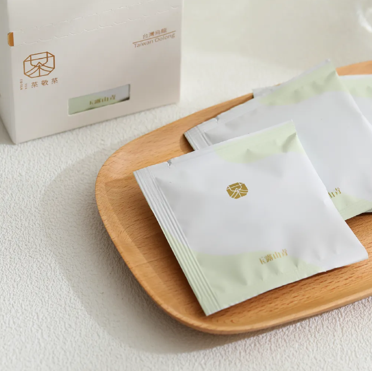 玉露山青 烏龍青茶 ティーバッグ 5.0g×8包